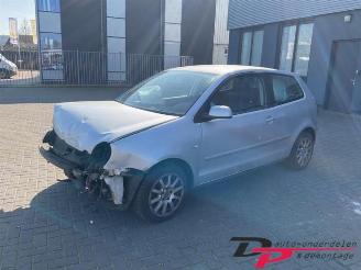 Auto da rottamare Volkswagen Polo Polo IV (9N1/2/3), Hatchback, 2001 / 2012 1.4 16V 2002/3
