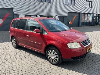 krockskadad bil auto Volkswagen Touran Benzine Airco 2003/8