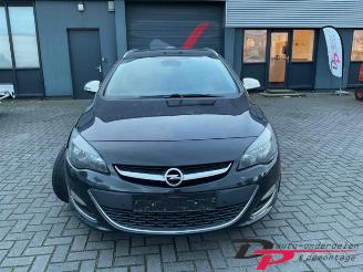 Opel Astra Astra J Sports Tourer (PD8/PE8/PF8), Combi, 2010 / 2015 1.4 Turbo 16V picture 2