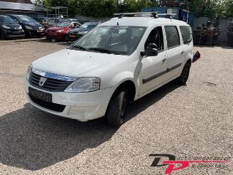 Uttjänta bilar auto Dacia Logan Logan MCV I (KS), Combi, 2007 / 2013 1.6 MPI 85 2011/3