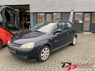 Salvage car Opel Corsa Corsa C (F08/68), Hatchback, 2000 / 2009 1.2 16V 2001/2