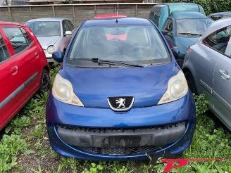 Peugeot 107 107, Hatchback, 2005 / 2014 1.0 12V picture 2