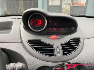 Renault Twingo Twingo II (CN), Hatchback 3-drs, 2007 / 2014 1.2 16V GT TCE picture 15