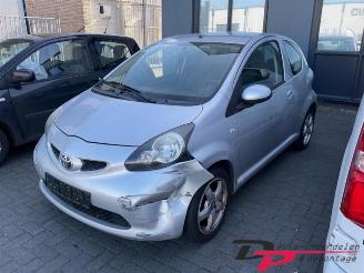 Coche siniestrado Toyota Aygo Aygo (B10), Hatchback, 2005 / 2014 1.0 12V VVT-i 2006/3