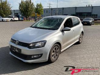 Vrakbiler auto Volkswagen Polo Polo V (6R), Hatchback, 2009 / 2017 1.2 TDI 12V BlueMotion 2013/1