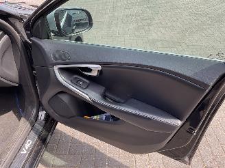 Volvo V-40 R-Design picture 16