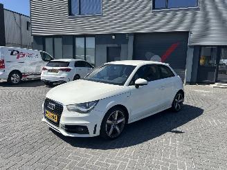 damaged passenger cars Audi A1 S-Line , 1.4 Benzine Automaat 2011/11