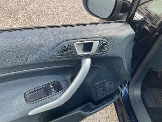 Ford Fiesta Benzine Airco picture 10