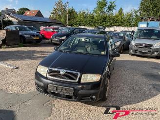 Vrakbiler auto Skoda Fabia Fabia (6Y5), Combi 5-drs, 2000 / 2007 1.4i 16V 2007/1