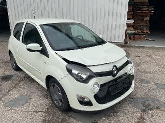 Schadeauto Renault Twingo Airco Benzine 2012/10