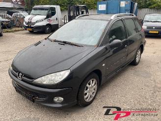Uttjänta bilar auto Peugeot 206 206 SW (2E/K), Combi, 2002 / 2007 1.4 16V 2006/1