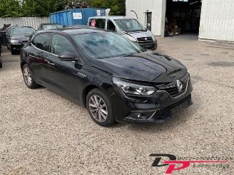 Voiture accidenté Renault Mégane Megane IV (RFBB), Hatchback 5-drs, 2015 1.2 Energy TCE 130 2018/1