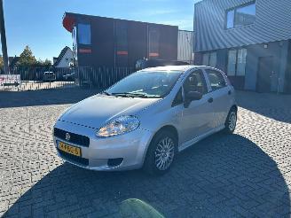 Schadeauto Fiat Punto 1.3Diesel  Euro 5 Airco 2011/1