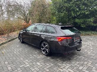 Skoda Octavia Octavia Combi 2.0 TDI 110 kW Sportline 360Camera HUD Trekhaak VOL picture 12