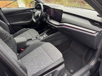 Skoda Octavia Octavia Combi 2.0 TDI 110 kW Sportline 360Camera HUD Trekhaak VOL picture 5