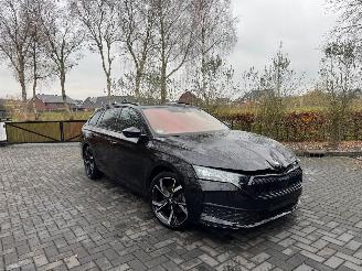 Damaged car Skoda Octavia Octavia Combi 2.0 TDI 110 kW Sportline 360Camera HUD Trekhaak VOL 2025/2