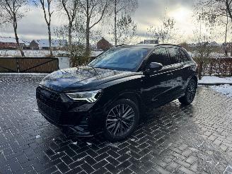 krockskadad bil auto Audi Q3 Q3 35 TFSI S line 1.5 TFSI DSG 2024 Camera VOL! 2024/1