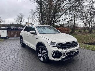 Coche accidentado Volkswagen T-Roc Volkswagen T-Roc 1.5 TSI DSG R-Line Camera ACC Side Assist VOL 2024/8