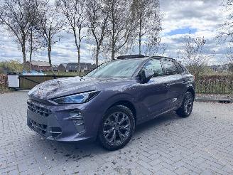 Schadeauto Cupra Terramar Cupra Terramar 1.5 e-Hybrid 200 kW VZ PANO Camera HUD VOL !! 2025/10