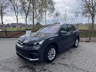 skadebil auto Volkswagen Tiguan Volkswagen Tiguan 2.0 TDI R-Line Camera AHK Ambiance VOL! 2024/11