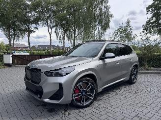uszkodzony samochody osobowe BMW iX1 iX1 20 eDrive M Sport PANO Camera Ambiance HUD  VOL!!! 2025/7