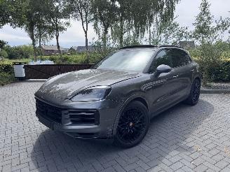 škoda osobní automobily Porsche Cayenne Cayenne E-Hybrid PANORAMA Leder Trekhaak 360View VOLL 2025/6