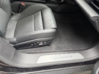 Porsche Taycan Taycan Sport Turismo 4 S PANORAMA Passenger Display Camera Leer VOL! picture 17
