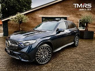 skadebil auto Mercedes GLC GLC 300 e 4Matic AMG PANORAMA MASSAGE HUD AMBIANCE VOLL 2023/7