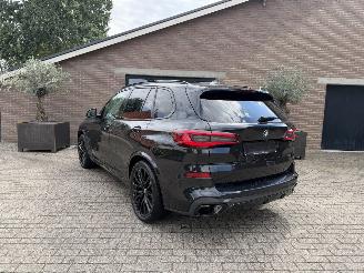 BMW X5  picture 8