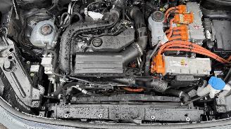 Volkswagen Tayron Tayron 1.5 TSI eHybrid 200 kW R-Line PANORAMA !! picture 17