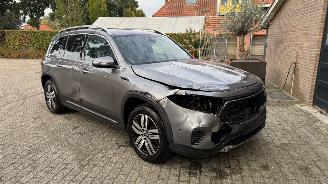 Mercedes EQB EQB 300+ 4Matic 7 Sitzer Ambiance Leder Camera picture 14