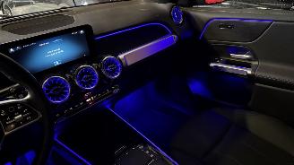 Mercedes EQB EQB 300+ 4Matic 7 Sitzer Ambiance Leder Camera picture 9