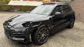 Porsche Cayenne Cayenne E-Hybrid PANORAMA Sport Chrono Leder VOL picture 25