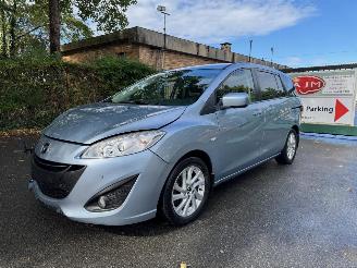 damaged passenger cars Mazda 5 7 PLACES 2011/3