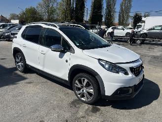 Unfallwagen Peugeot 2008  2017/11
