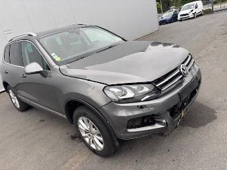 Volkswagen Touareg 4x4 blue motion dsg automaat picture 9