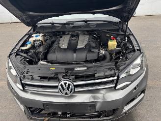 Volkswagen Touareg 4x4 blue motion dsg automaat picture 14