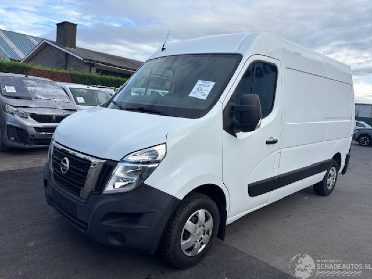 Nissan Nv400 