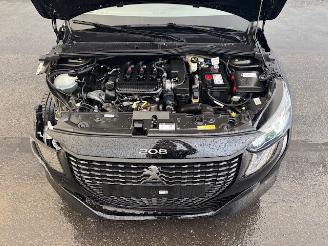 Peugeot 208 STYLE picture 13