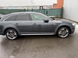 Audi A4 allroad  picture 2