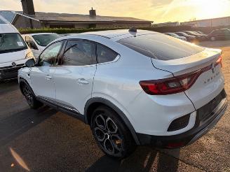 Renault Arkana E-TECH picture 3