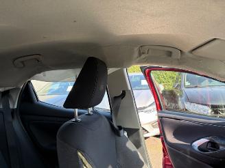 Toyota Yaris HYBRID AUTOMAAT picture 9