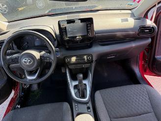 Toyota Yaris HYBRID AUTOMAAT picture 11