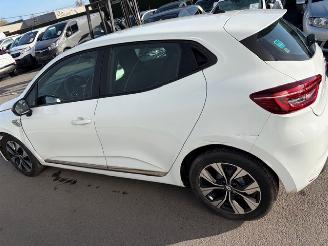 Renault Clio LIMITED picture 2