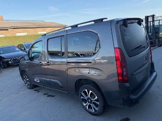 uszkodzony samochody osobowe Citroën Berlingo 7 pl 2021/6