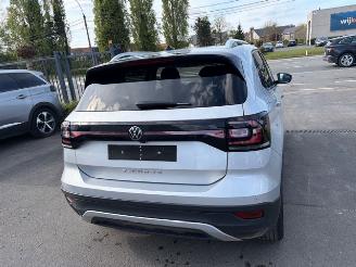 Volkswagen T-Cross  picture 2