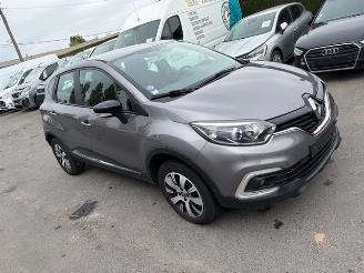 Renault Captur  picture 2