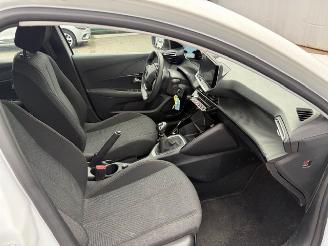 Peugeot 208 STYLE picture 7