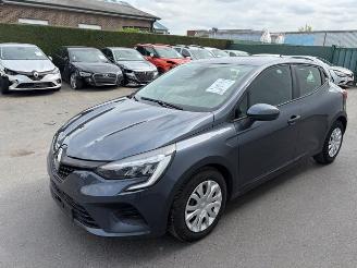 škoda osobní automobily Renault Clio  2021/10
