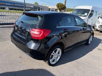 skadebil auto Mercedes A-klasse AUTOMAAT 2015/7